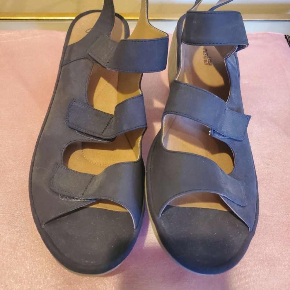 Clarks Reedly Juno Wedge Sandals